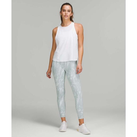 LULULEMON Swift Speed High-Rise Tight 25"
Reverberate Chevron Jacquard Sz 2 EUC - Picture 9 of 9